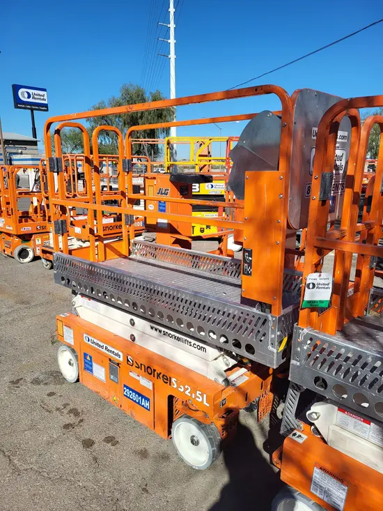 2022 Snorkel S3215L Scissor Lift