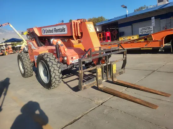 2015 SKYTRAK 6042 Forklift