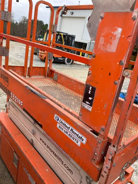 2018 Snorkel S3219E Scissor Lift