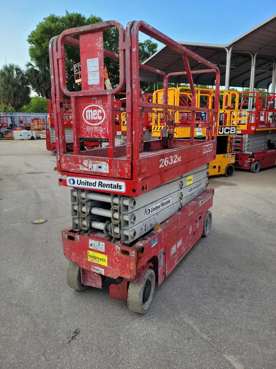 2017 MEC 2632SE Scissor Lift