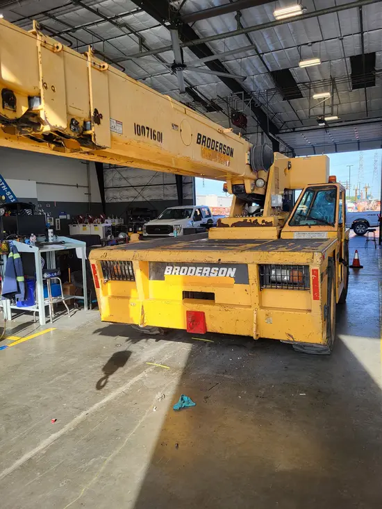2012 Broderson IC-200-3G