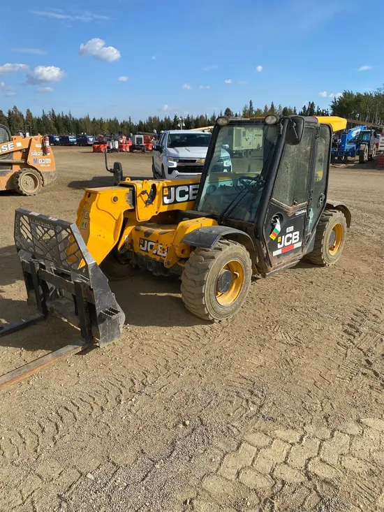 2017 JCB 525-60 Forklift