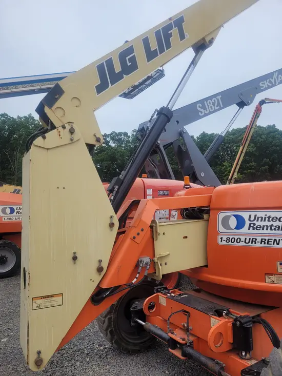 2015 JLG 600AJ Articulating Boom Lift