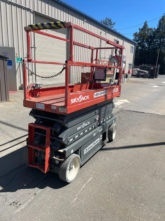 2017 Skyjack SJIII3226 Scissor Lift