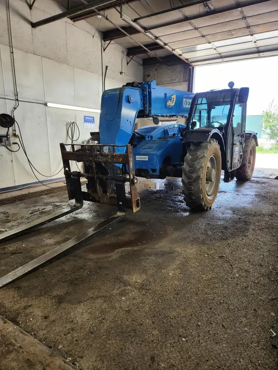 2016 Genie GTH-844 Forklift