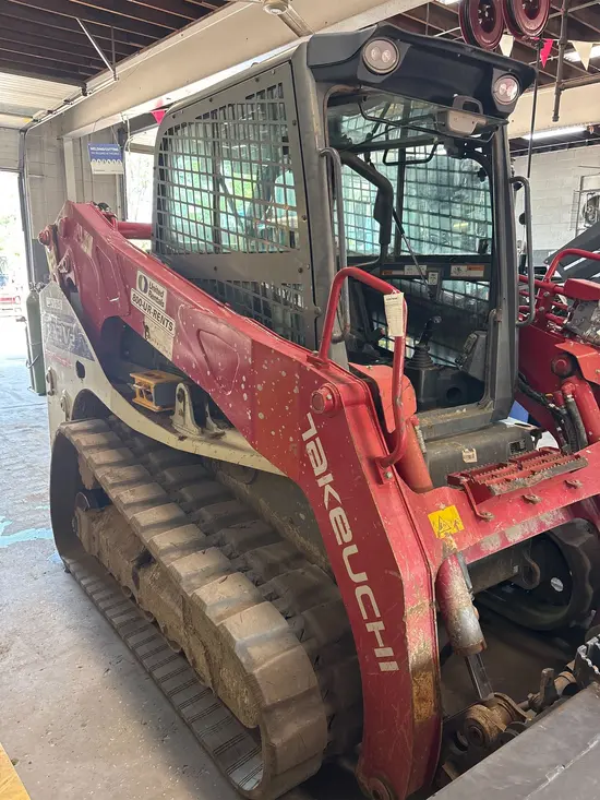 2021 Takeuchi TL12V2-CRR Track Loader
