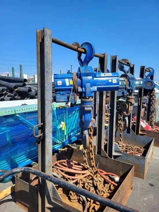 2014 JD NEUHAUS PROFI 30T Hoist