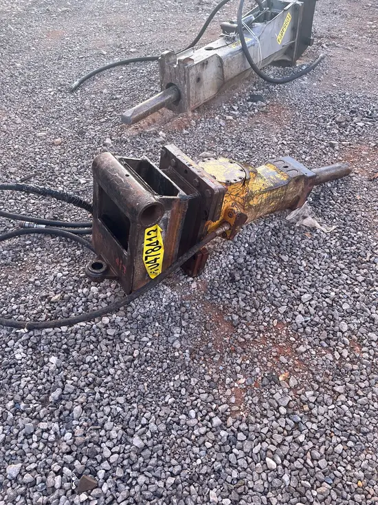 2016 Atlas Copco SB 452 Attachment
