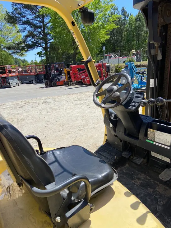 2016 HYSTER H80FT Warehouse Forklift
