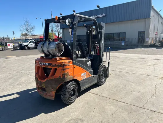 2022 Doosan G25P-7DF Warehouse Forklift