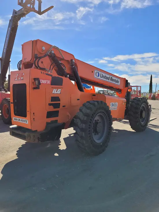 2015 SKYTRAK 6042 Forklift