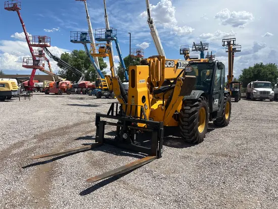 2017 JCB 514-56 Forklift