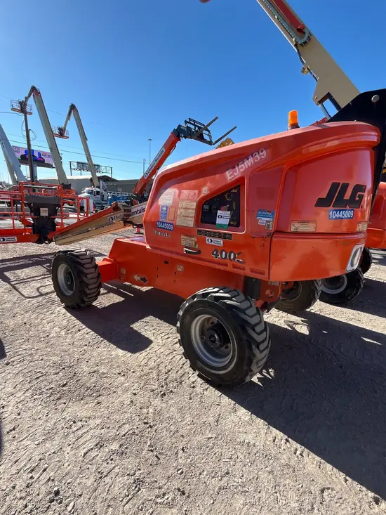 2016 JLG 400S Boom Lift