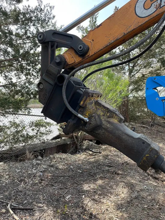 2020 Epiroc SB 552 Attachment