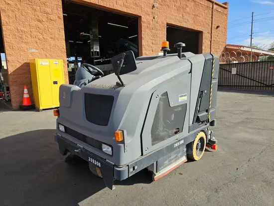 2021 KARCHER B 300 RI LPG Scrubber