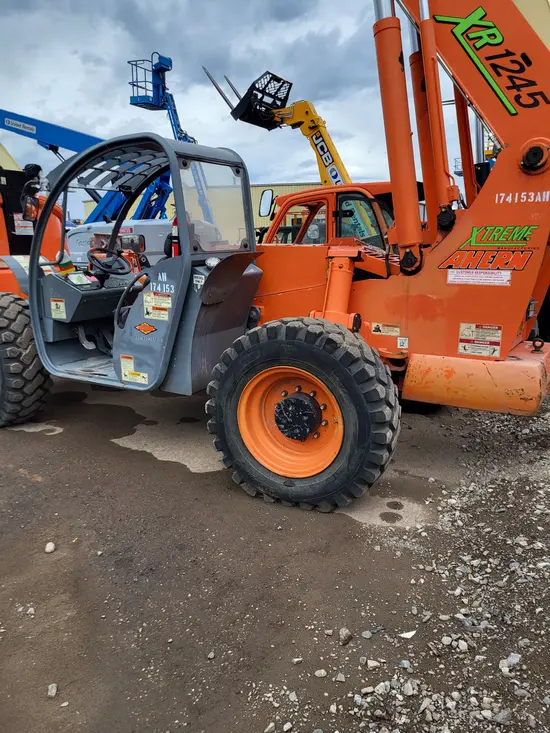2016 XTREME XR1245 Forklift