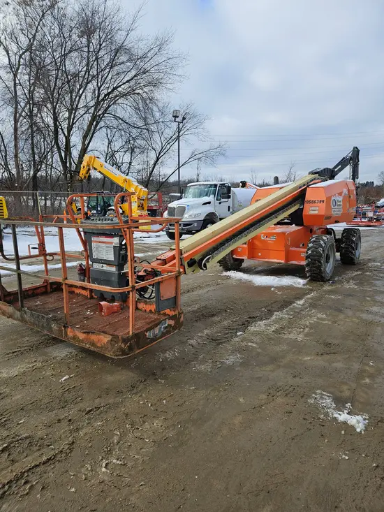 2017 JLG 600S Boom Lift
