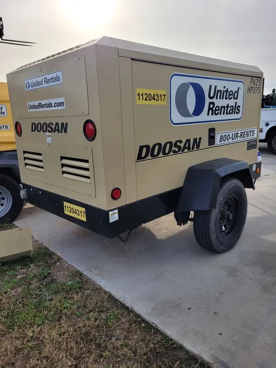 2021 Doosan P425/HP375WCUT4 Air Compressor