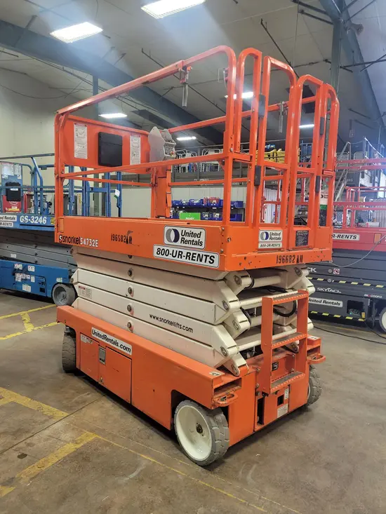 2017 Snorkel S4732E Scissor Lift