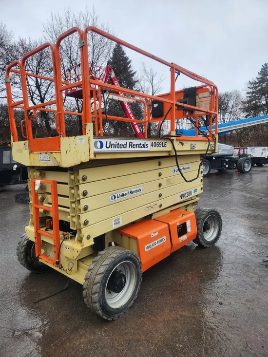 2015 JLG 4069LE Scissor Lift