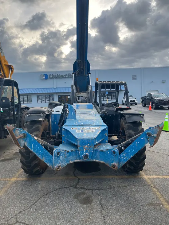 2016 Genie GTH-1056 Forklift
