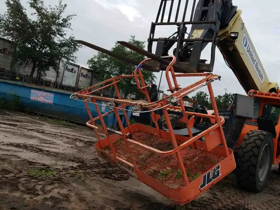 2014 JLG FALLARREST-8' Accessory
