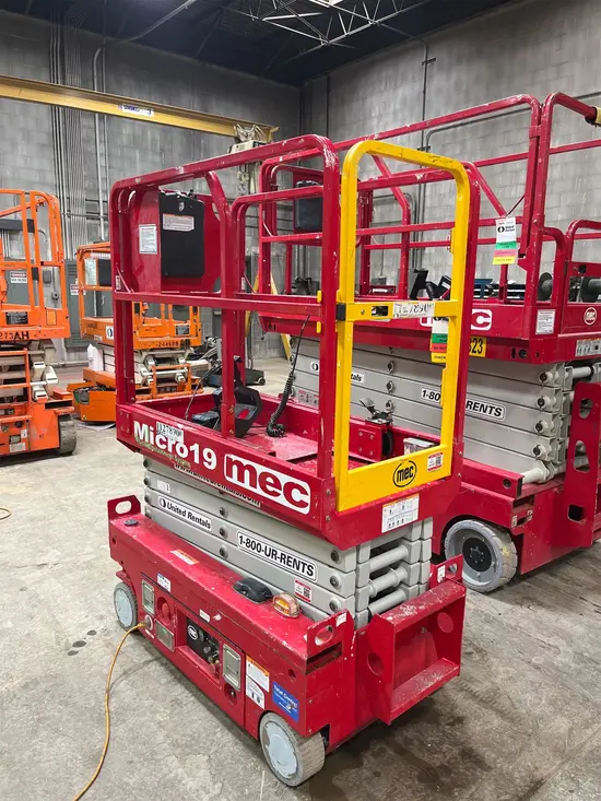 2021 MEC MICRO 19 Scissor Lift