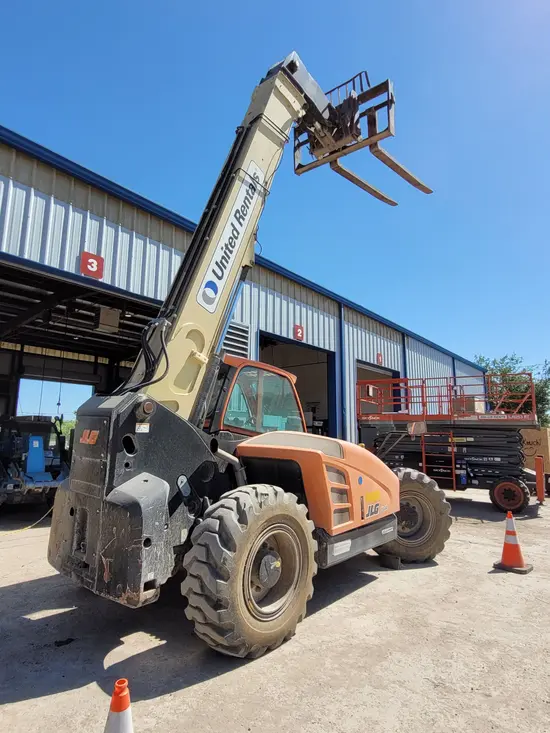 2018 JLG 1644 Forklift