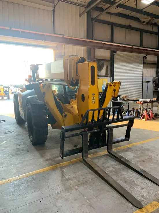 2021 JCB 510-56 Forklift