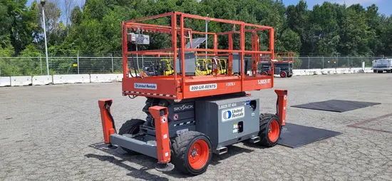 2017 Skyjack SJ6826RT Rough Terrain Scissor Lift