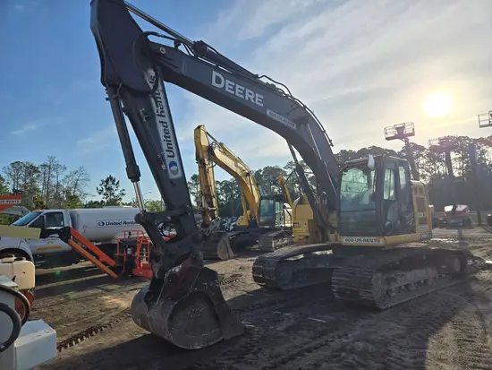 2019 John Deere 245G LC Excavator