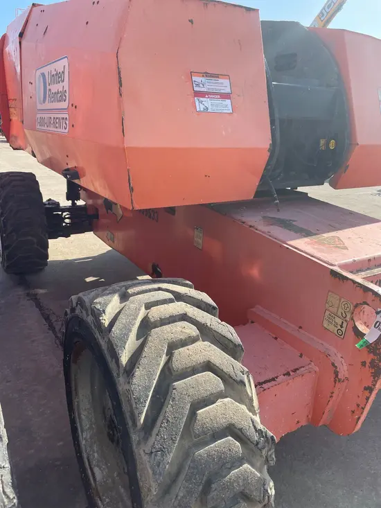 2012 JLG 800S Boom Lift
