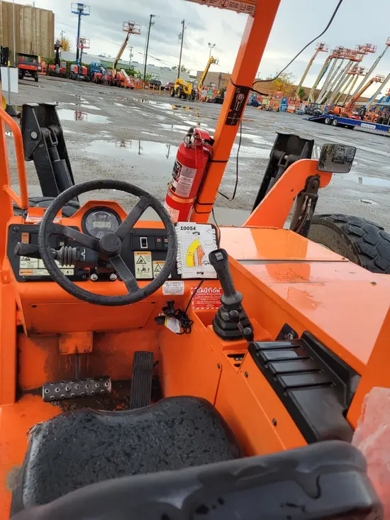 2017 SKYTRAK 10054 Forklift