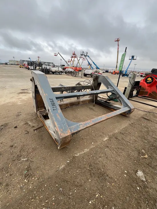 2011 Case QC300DTCPF10660 Attachment
