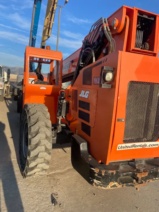 2017 SKYTRAK 10054 Forklift