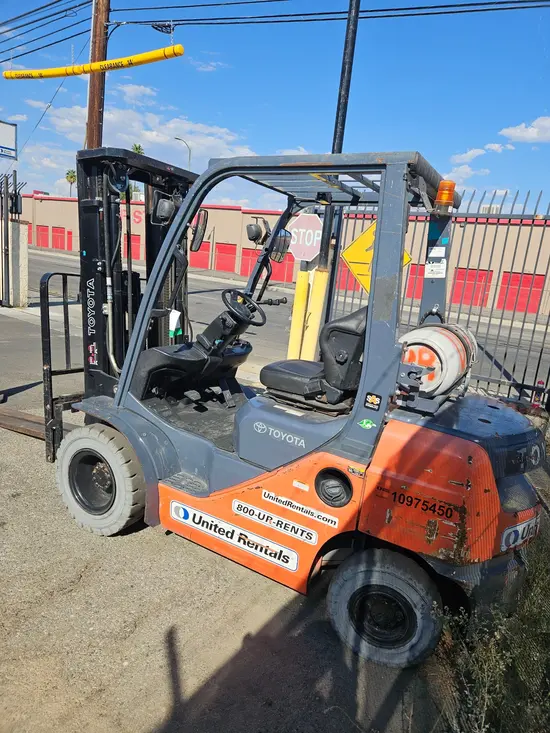 2019 Toyota 8FGU25 Warehouse Forklift