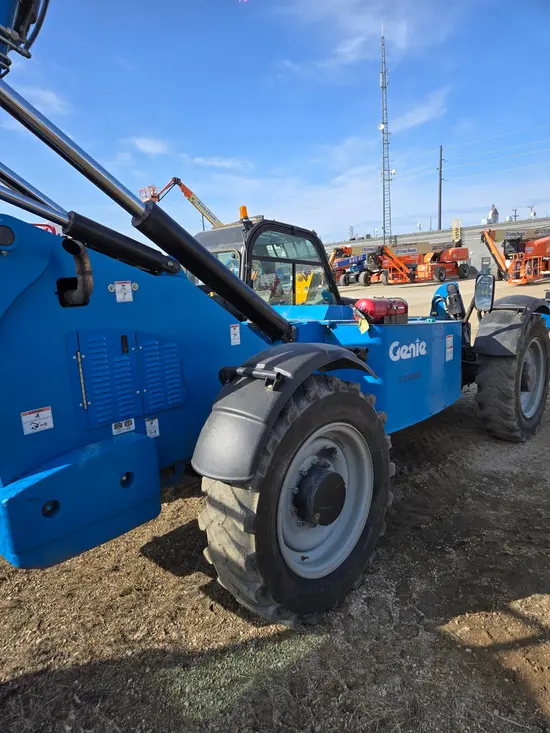 2018 Genie GTH-1056 Forklift