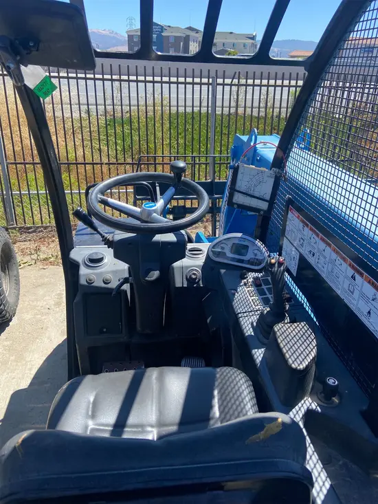 2017 Genie GTH-5519 Forklift