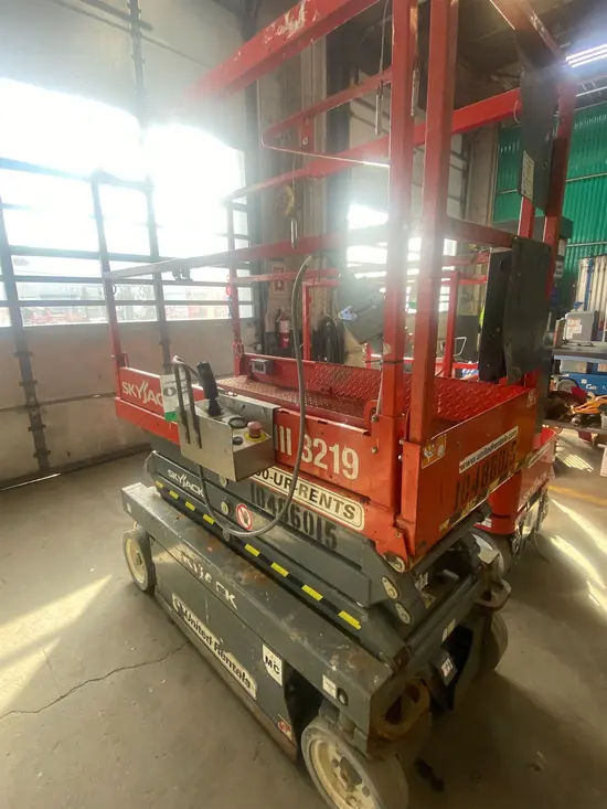 2016 Skyjack SJIII3219 Scissor Lift