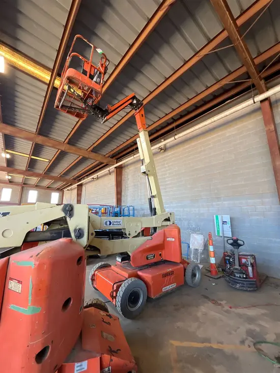 2012 JLG E400AJPN Articulating Boom Lift