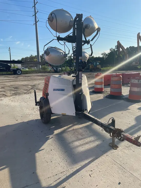 2018 Magnum Pro MLT6SM Portable Light Tower