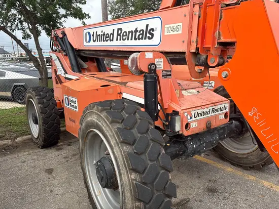 2014 SKYTRAK 8042 Forklift