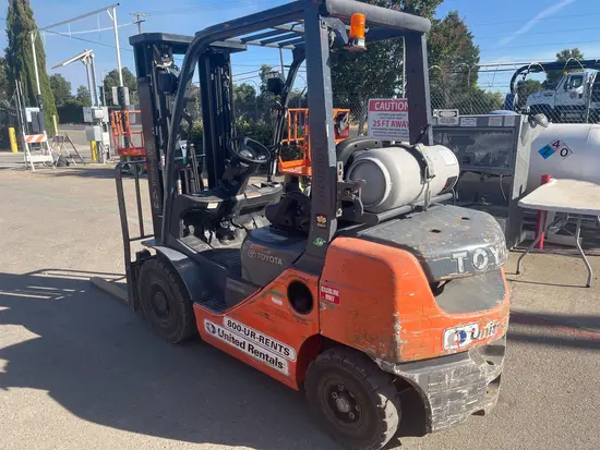 2018 Toyota 8FGU25 Warehouse Forklift
