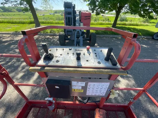 2017 Skyjack SJ46AJ Articulating Boom Lift