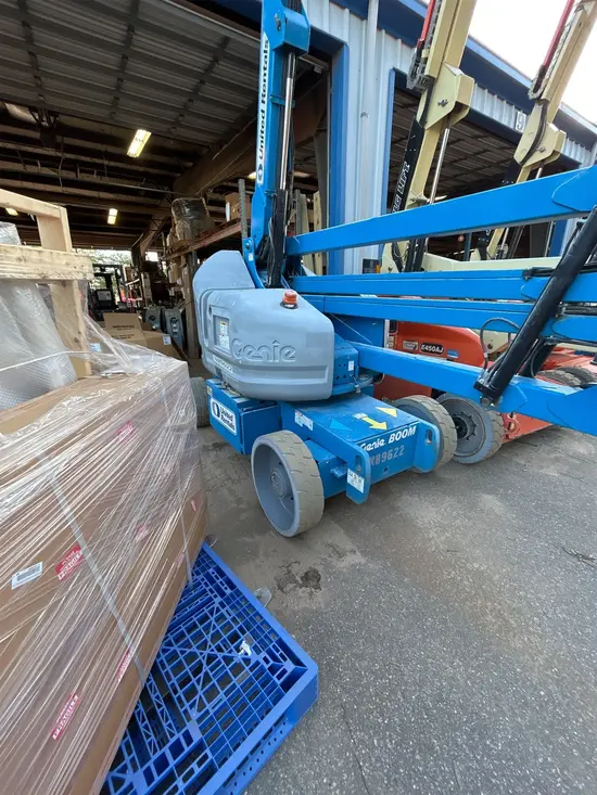 2015 Genie Z-40/23N RJ Articulating Boom Lift