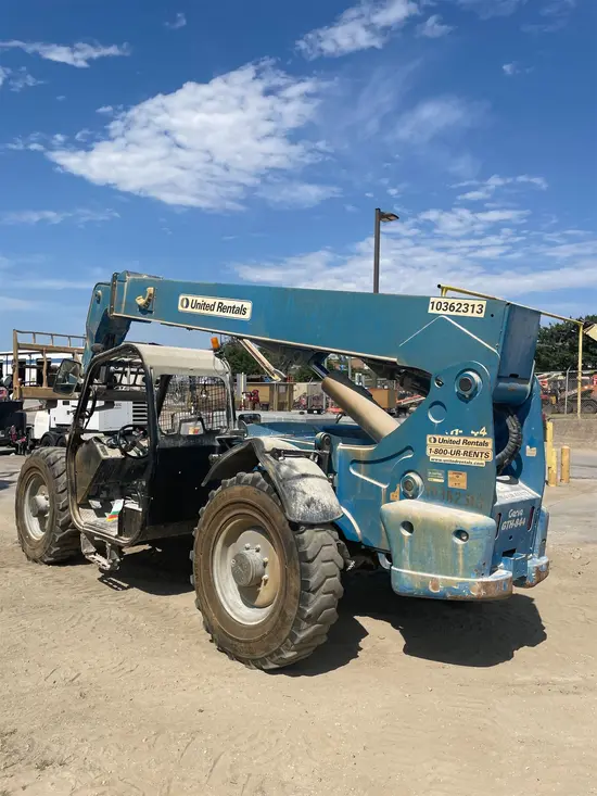2015 Genie GTH-844 Forklift