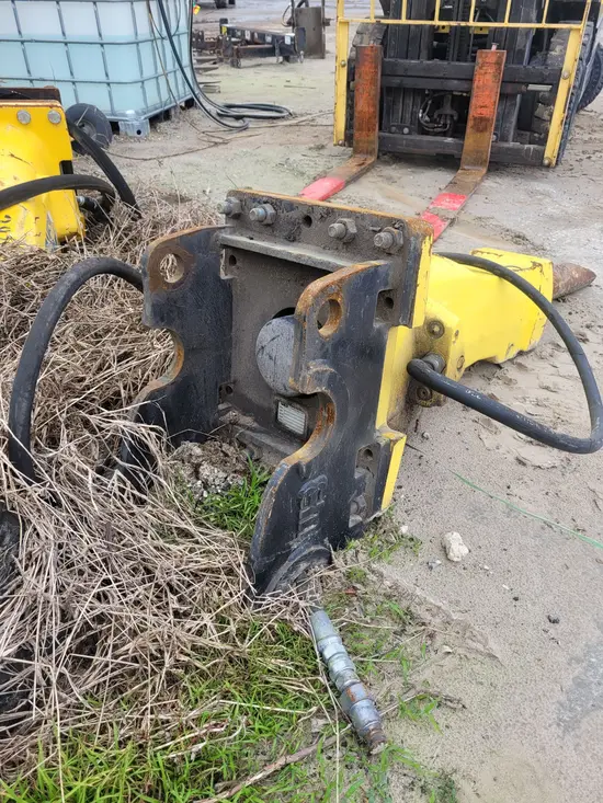 2019 Epiroc SB 452 Attachment