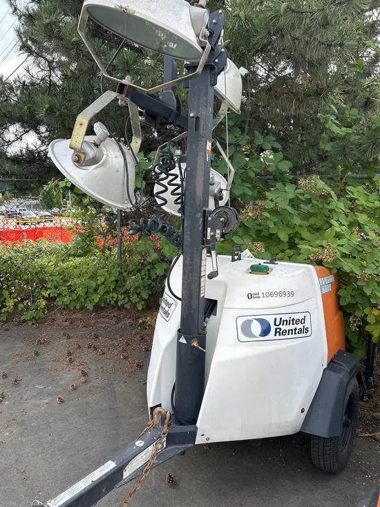 2017 Magnum Pro MLT6SM Portable Light Tower