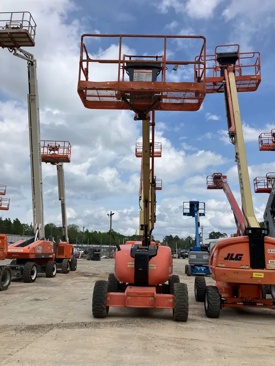 2013 JLG 600AJ Articulating Boom Lift