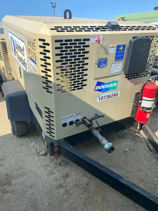 2018 Doosan P425/HP375WCU Air Compressor